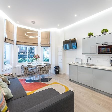 Casa Italia Near Kings Road In Chelsea With Wifi & Washing Machine Apartment London Bagian luar foto