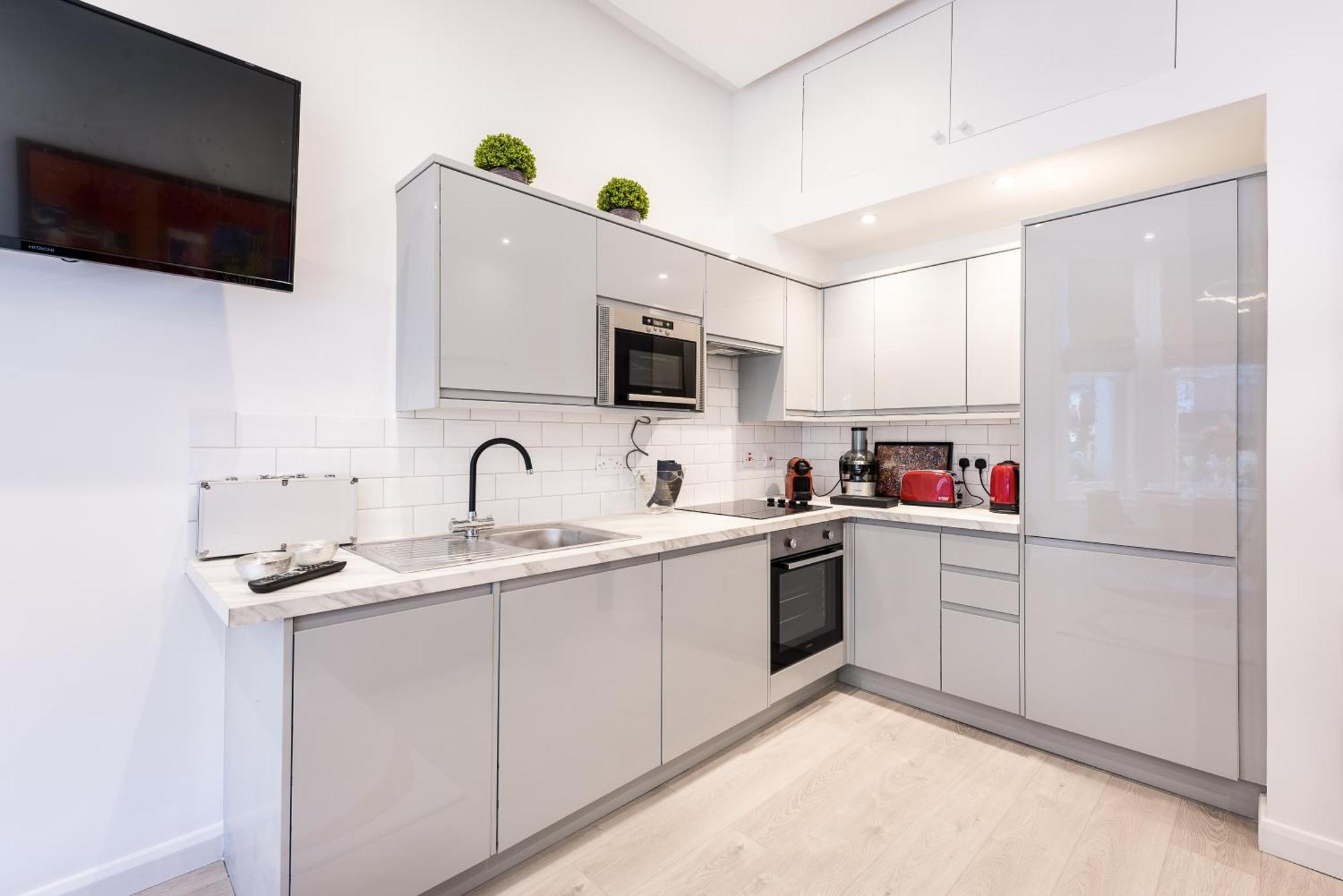 Casa Italia Near Kings Road In Chelsea With Wifi & Washing Machine Apartment London Bagian luar foto