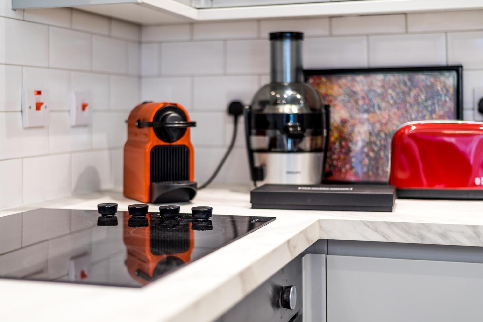 Casa Italia Near Kings Road In Chelsea With Wifi & Washing Machine Apartment London Bagian luar foto