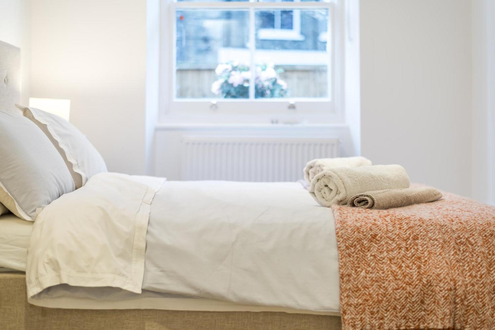 Casa Italia Near Kings Road In Chelsea With Wifi & Washing Machine Apartment London Bagian luar foto